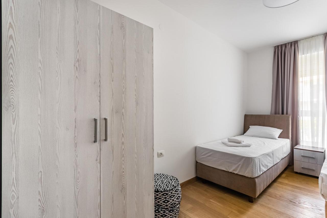 Apartments Lm Residence Rafailovići Eksteriør billede