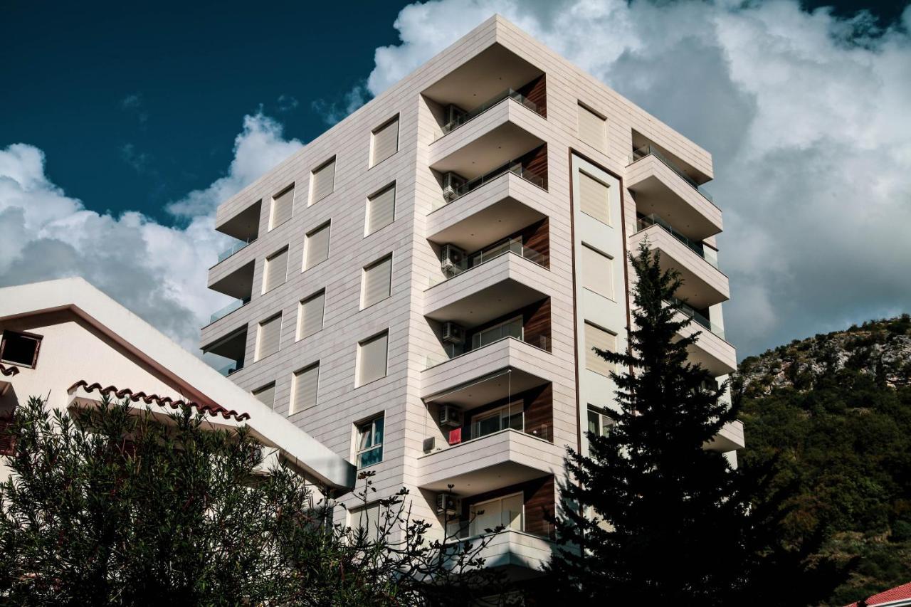 Apartments Lm Residence Rafailovići Eksteriør billede